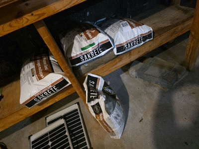 SAKRETE Multi-Purpose Sand Bags - Image 1 of 3