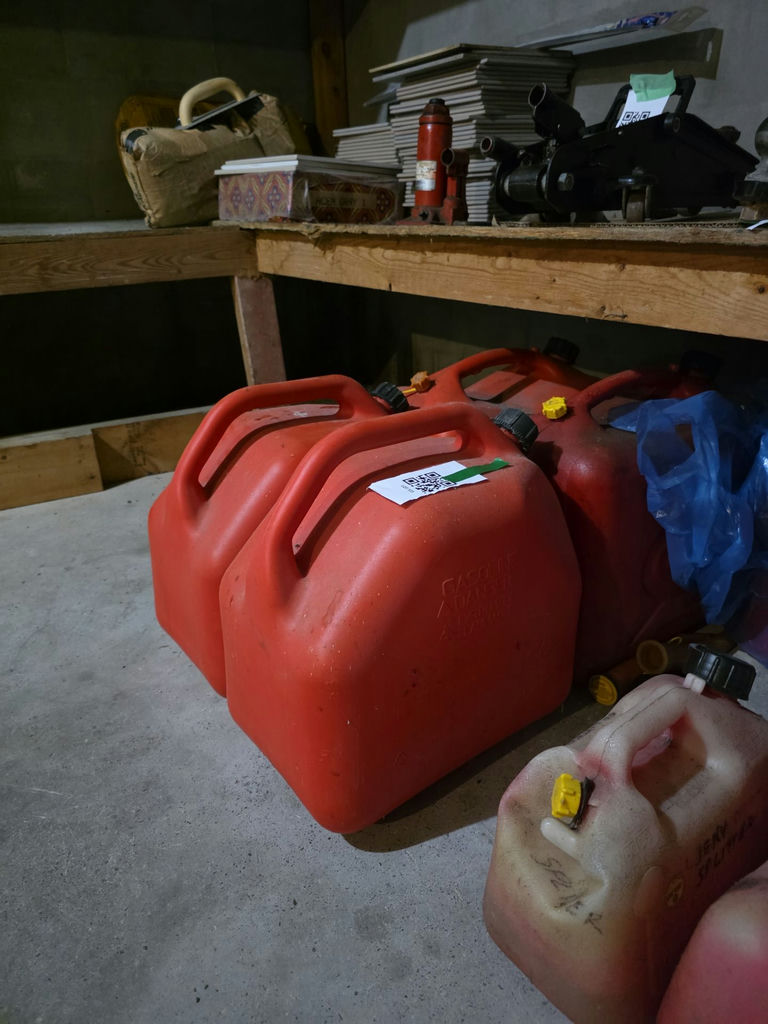 Plastic Gasoline Fuel Containers - image 3 of 4