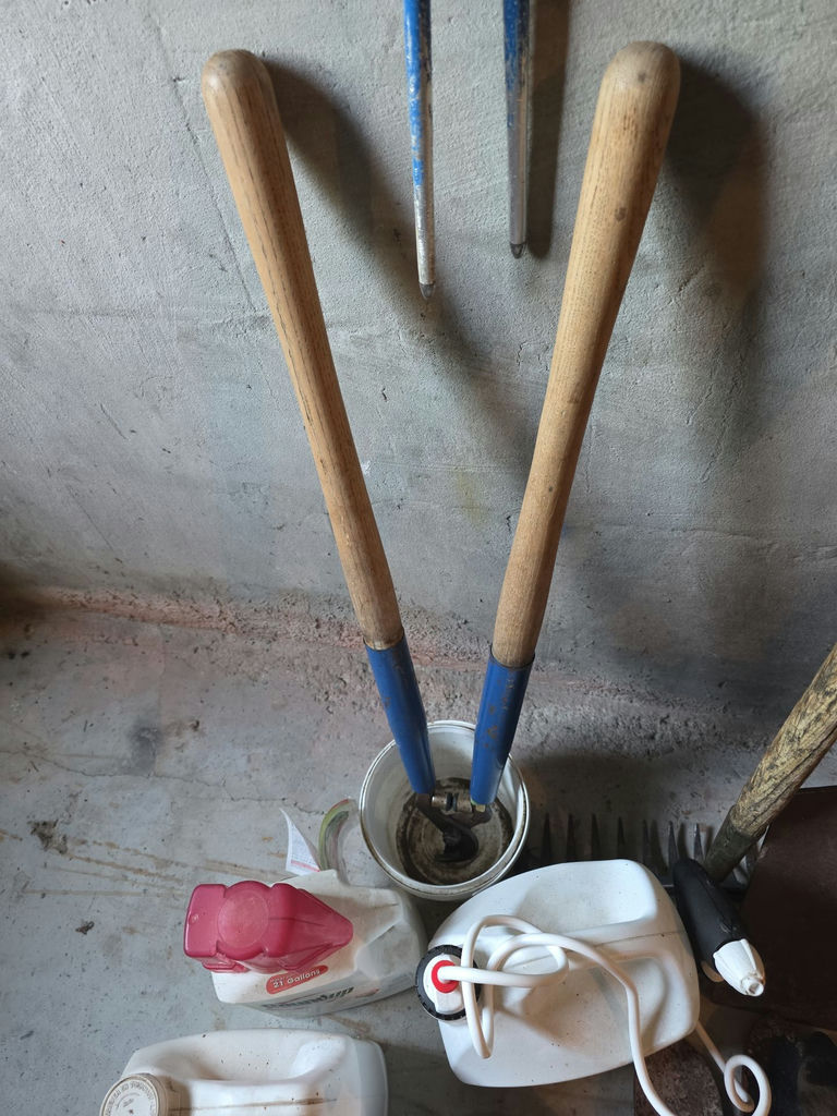 Garden Tools and Weed Control Supplies - image 6 of 11
