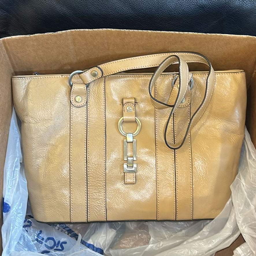 Calvin Klein Leather Tote with Assorted Pouches and Accessories - image 6 of 8