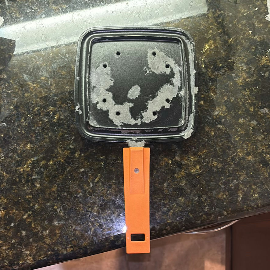 Assorted Baking Pans and Cookware - image 3 of 9