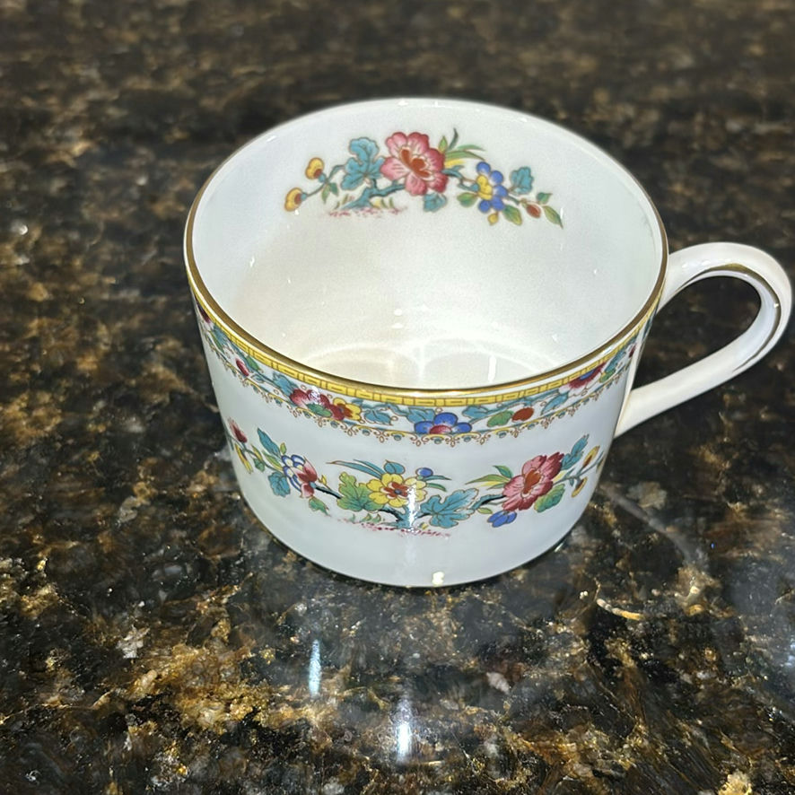 Assorted Ceramic Dishware with Floral Plates, Cups, and Decorative Bowls - image 9 of 14