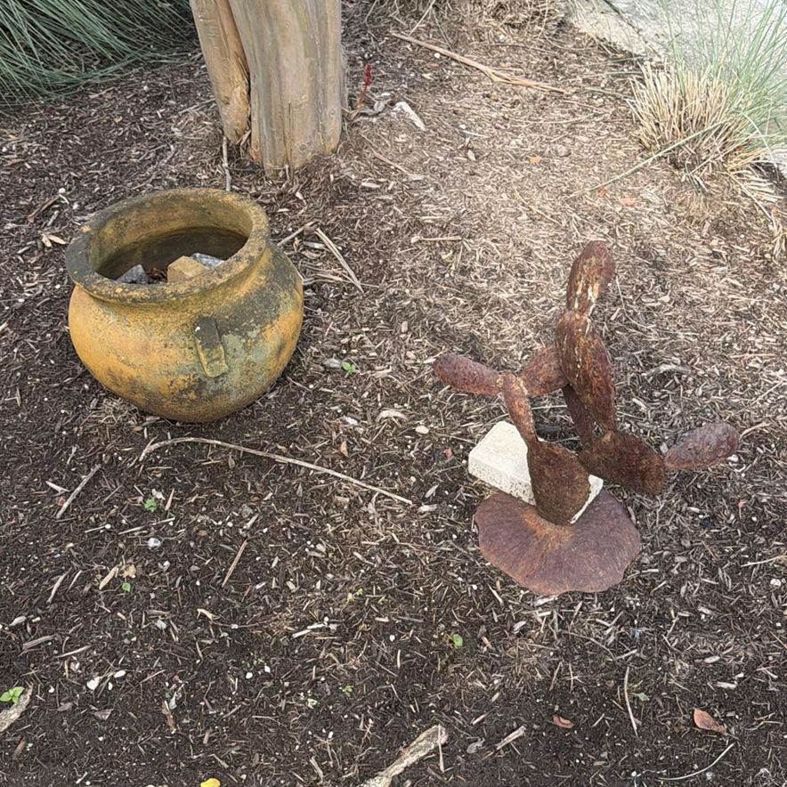 Garden Decor Items and Solar Lights - image 1 of 5