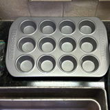 Assorted Metal Bakeware Pans and Muffin Tins - thumbnail 7 of 7