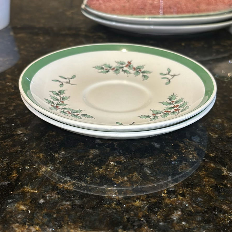 Assorted Kitchen Dishware and Drinkware Set - image 3 of 15