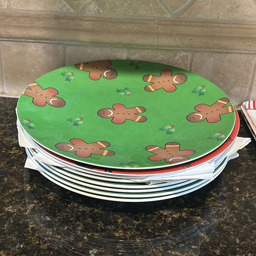 Ceramic Christmas-Themed Bowls and Plates with Glass Jars - image 11 of 11