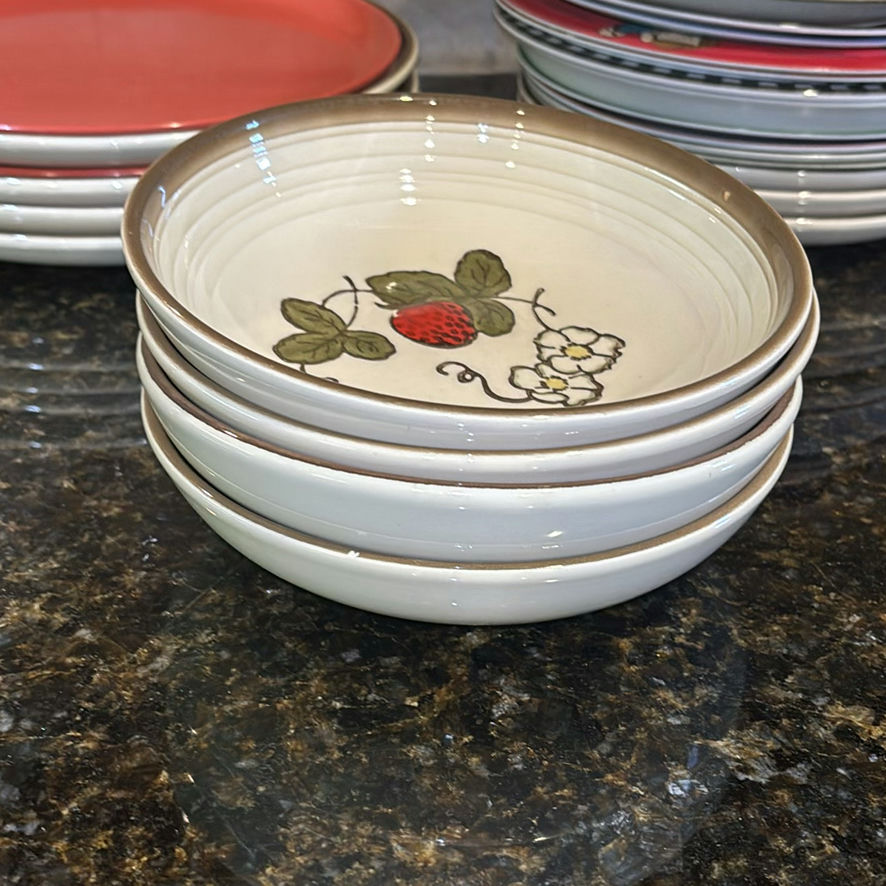 Metlox Soft Trail Manor Plates and Bowls Set - image 2 of 12