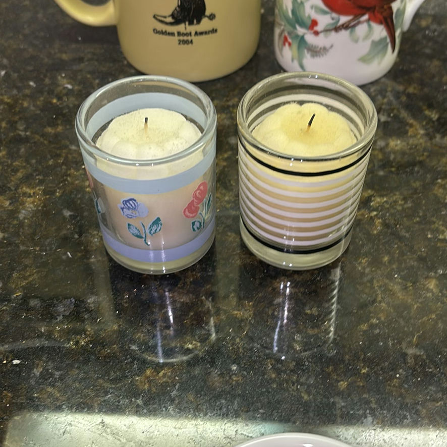 Assorted Mugs, Glass Tumblers, and Small Glassware - image 6 of 10