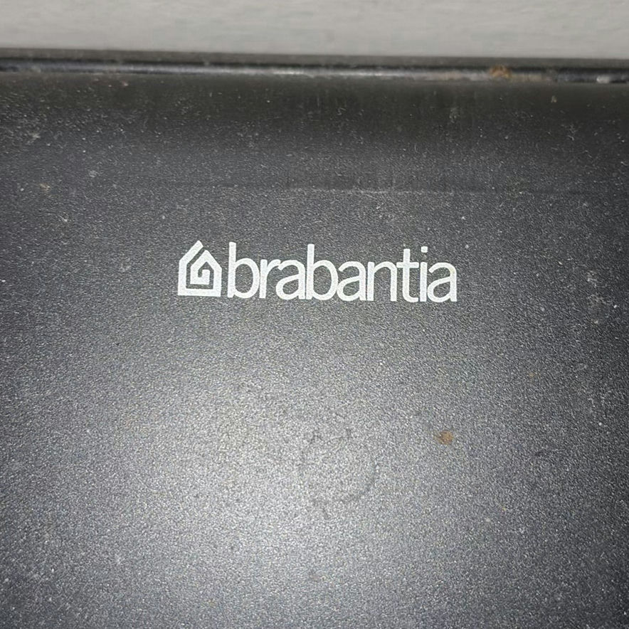 Brabantia stainless steel pedal trash can - image 2 of 3