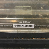 BLACK & DECKER Toast-R-Oven with Cutting Board, Wooden Spatula, and Oven Mitts - thumbnail 5 of 6