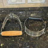 Assorted Cookware, Utensils, and Kitchen Accessories - thumbnail 7 of 12