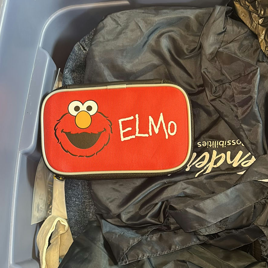 Assorted Reusable Tote Bags and Elmo Pouch - image 4 of 5