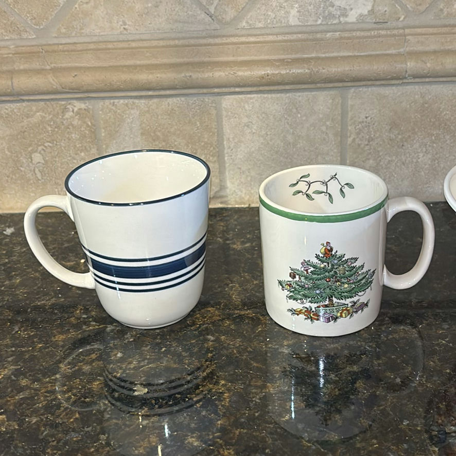 Assorted Ceramic Dishware and Sewing Buttons - image 7 of 9