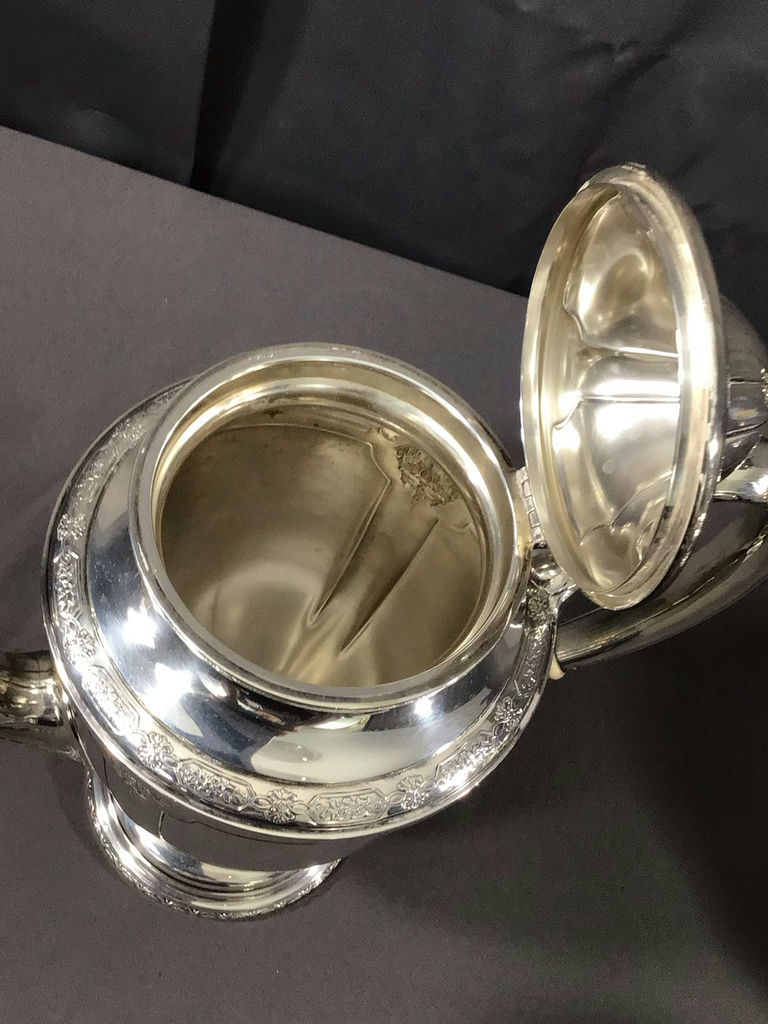 Towle Sterling Louis XIV Coffee & Tea Pots (1000+dwt) - image 3 of 6