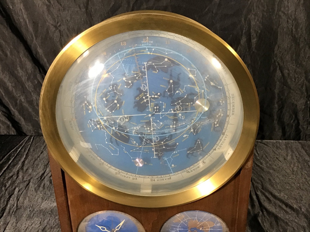 Lots of Time Space Clock - image 2 of 6