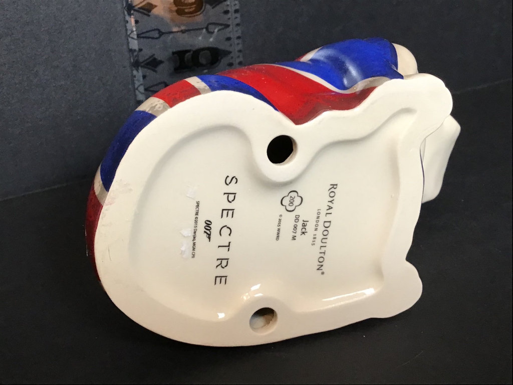 Royal Doulton Figurine - Jack the Bulldog / 007 Spectre - image 8 of 8