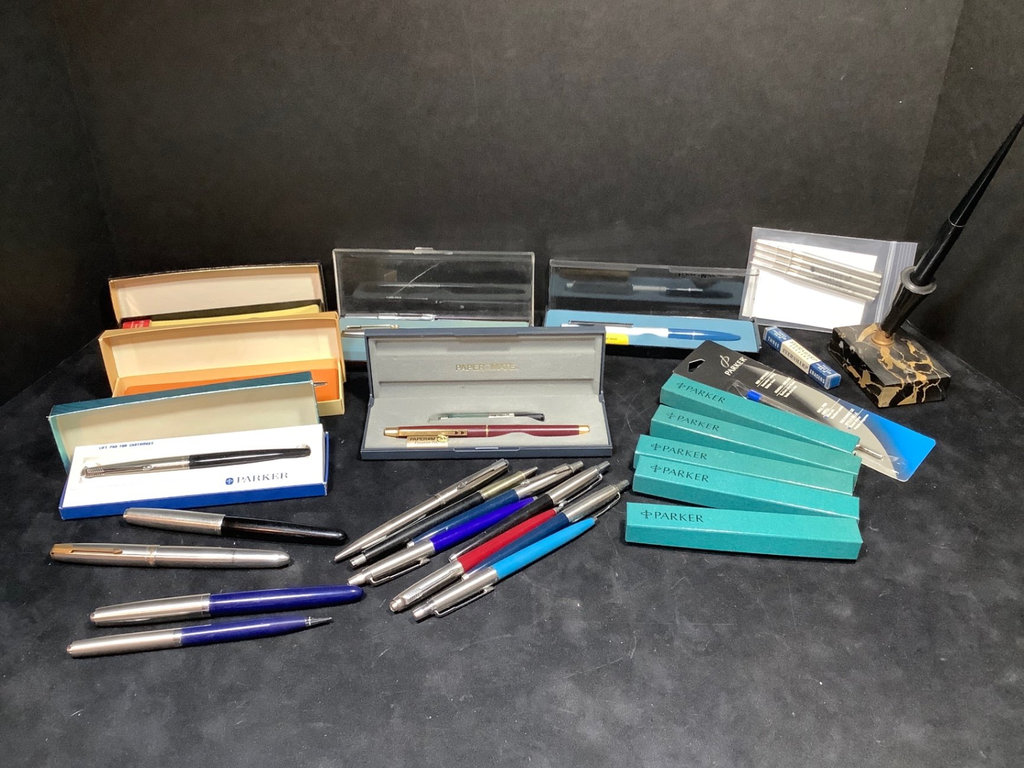 Vintage Parker Pens & Pointers - image 1 of 16
