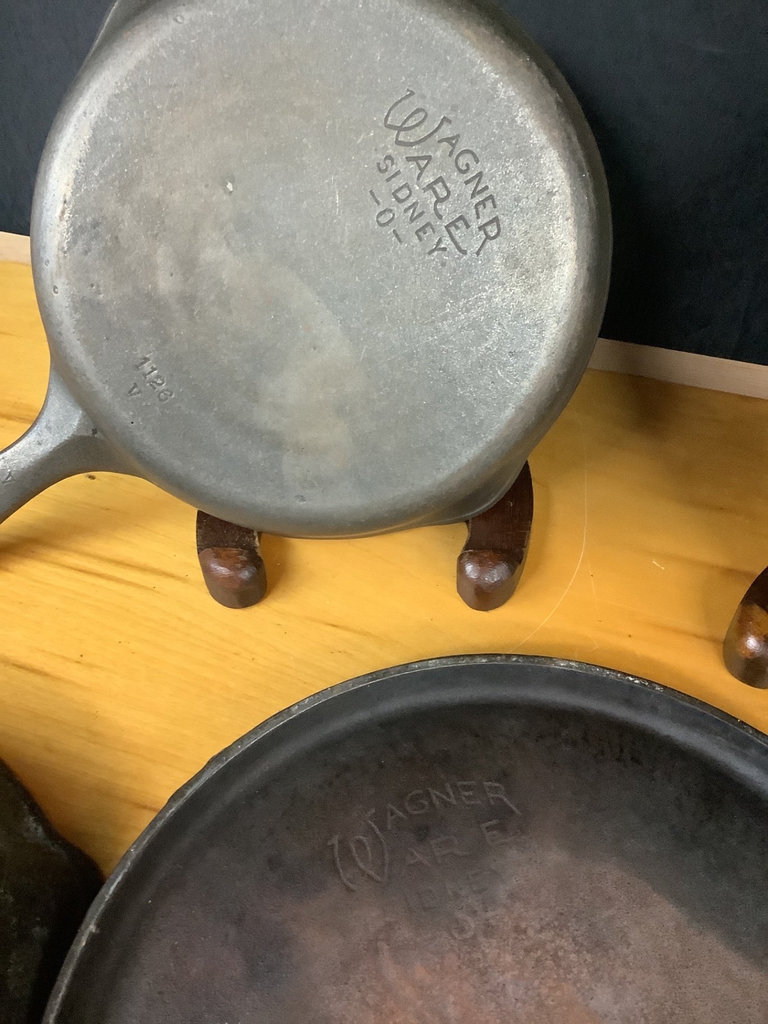 Wagner, Miami & More Cast Iron Pans - image 5 of 5
