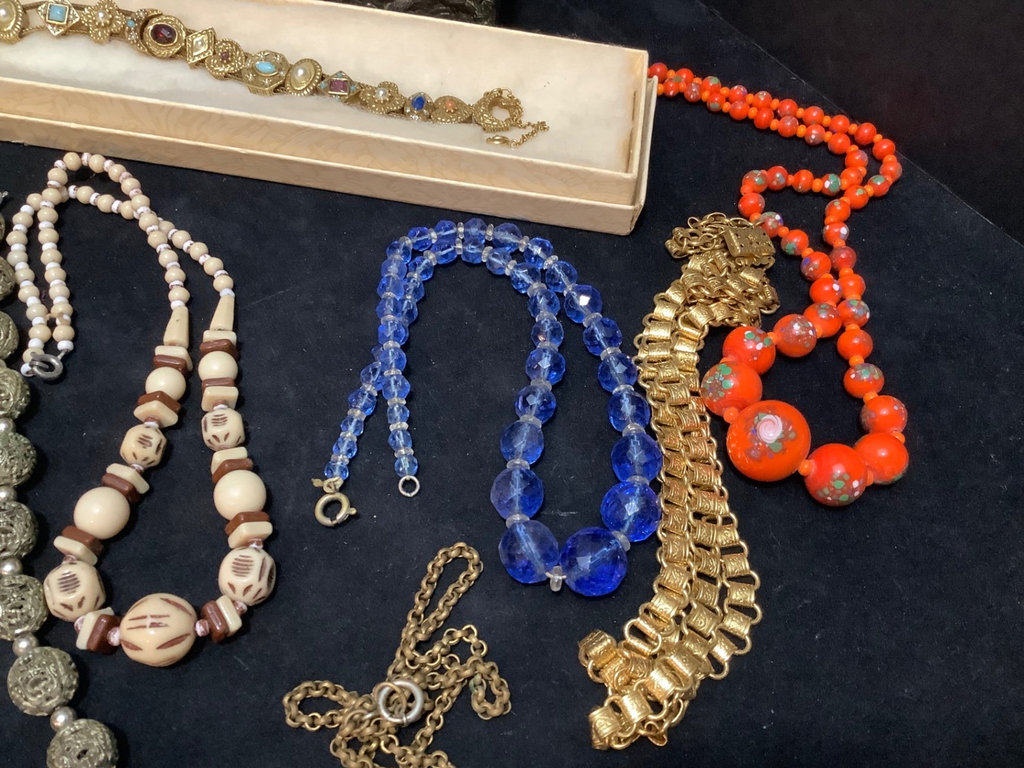 Vintage Costume Jewelry - Trifari & More - image 6 of 14