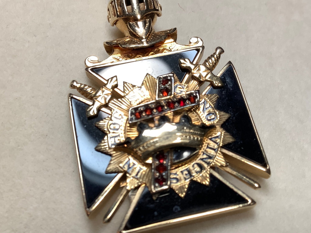 Gold & Onyx Knights Templar Pendant - image 2 of 10