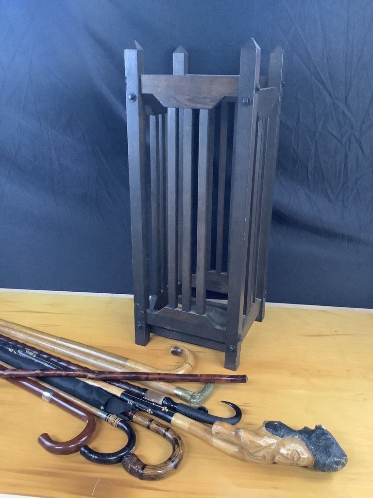 Craftsman Style Umbrella Stand & Accessories - image 1 of 7