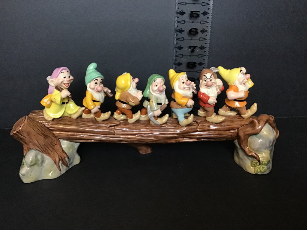 Royal Doulton & Walt Disney - Heigh Ho Figurine - image 1 of 6