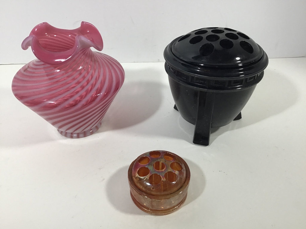 Fenton and More Glass - image 7 of 8