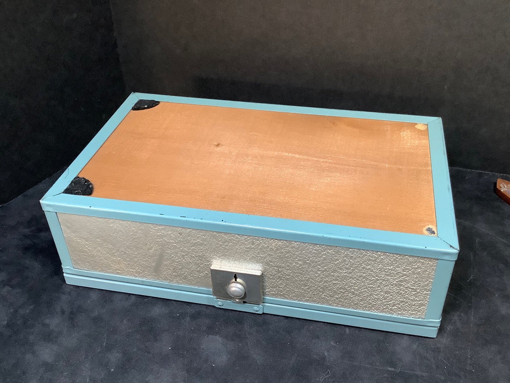 Antique Treasures Jewelry Box - image 3 of 18