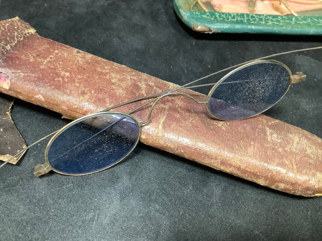 Antique and Vintage Eye Glasses - image 3 of 14