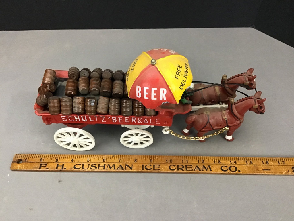 Vintage Castiron Toy Schulz’ Beer Wagon and Figurines - image 4 of 12