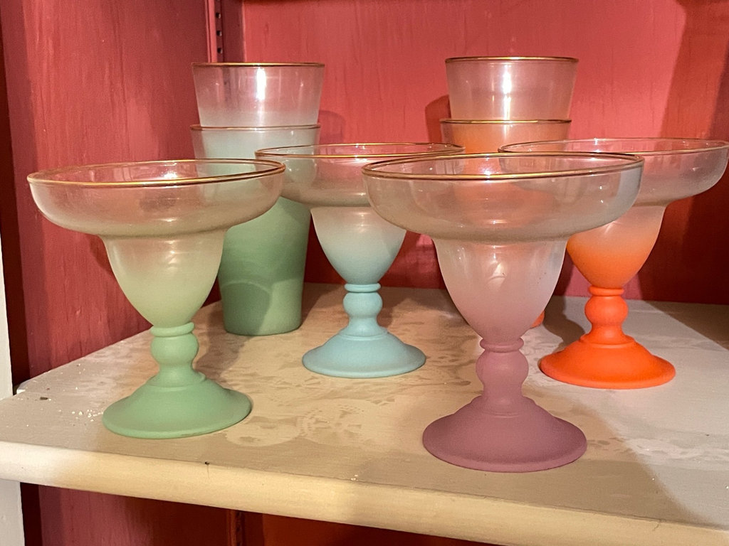 Frosted Tea & Ritas - image 3 of 8