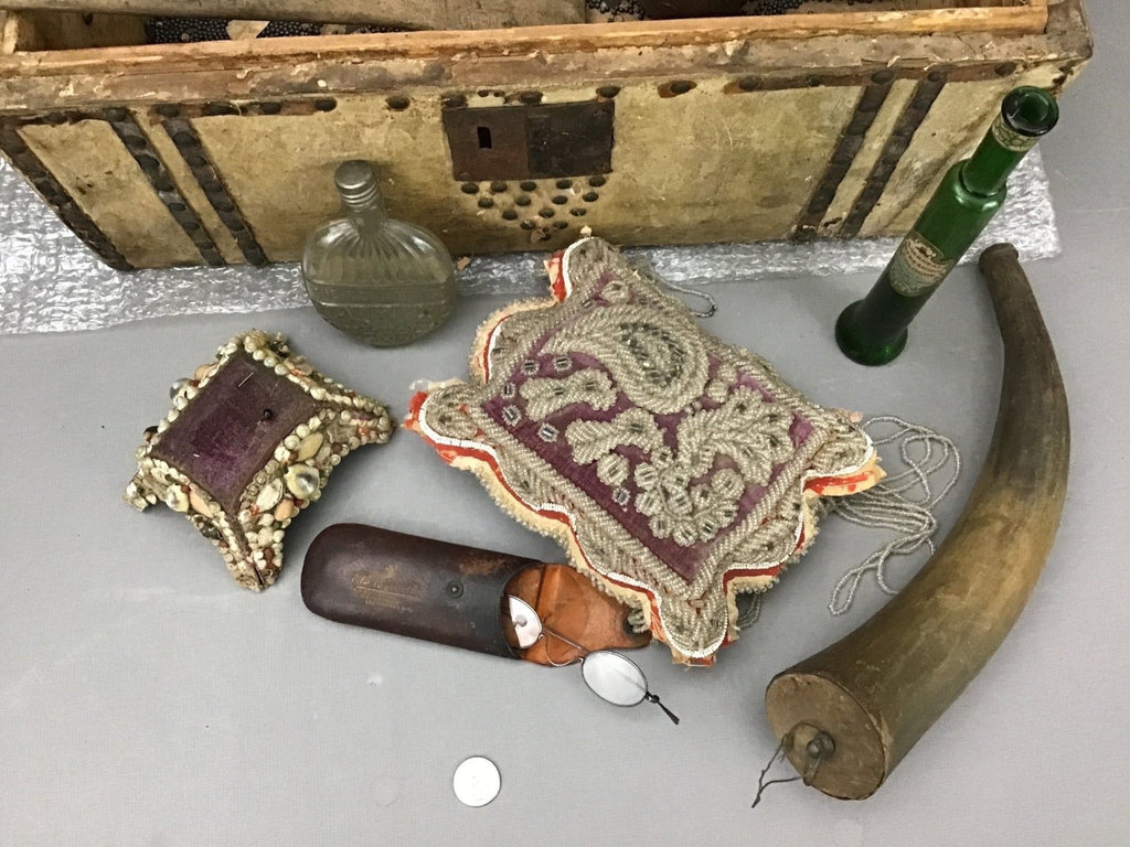 Antique Treasure Box - image 3 of 7