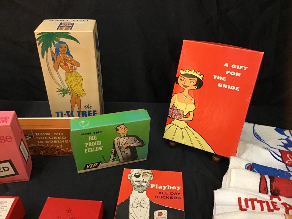 Ribald Humor / Gag Gifts - image 4 of 6