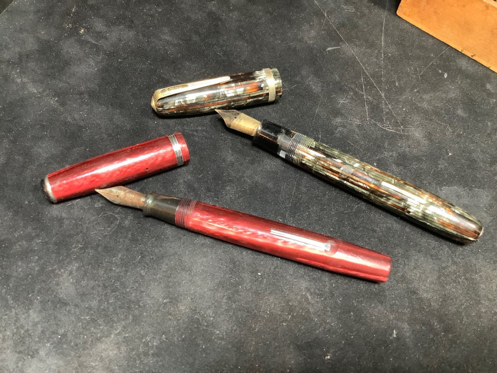 Vintage Fountain Pens - image 6 of 12