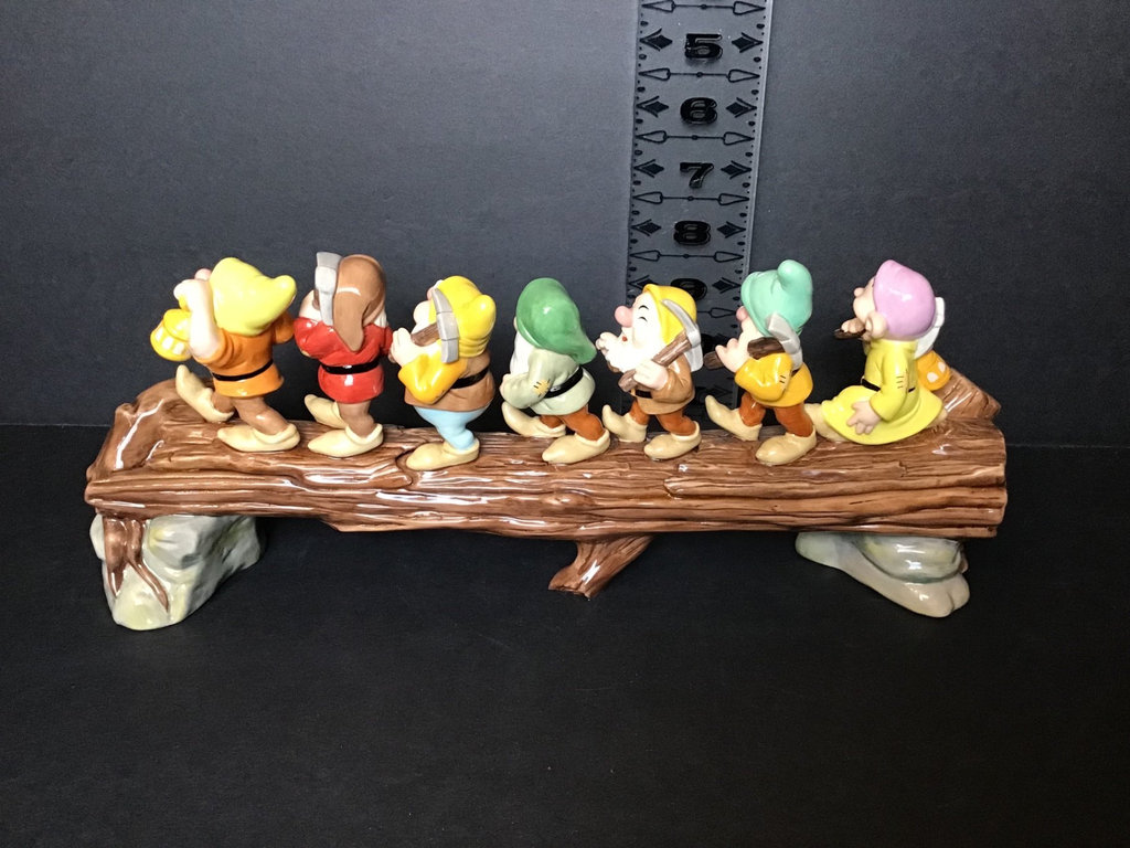 Royal Doulton & Walt Disney - Heigh Ho Figurine - image 4 of 6