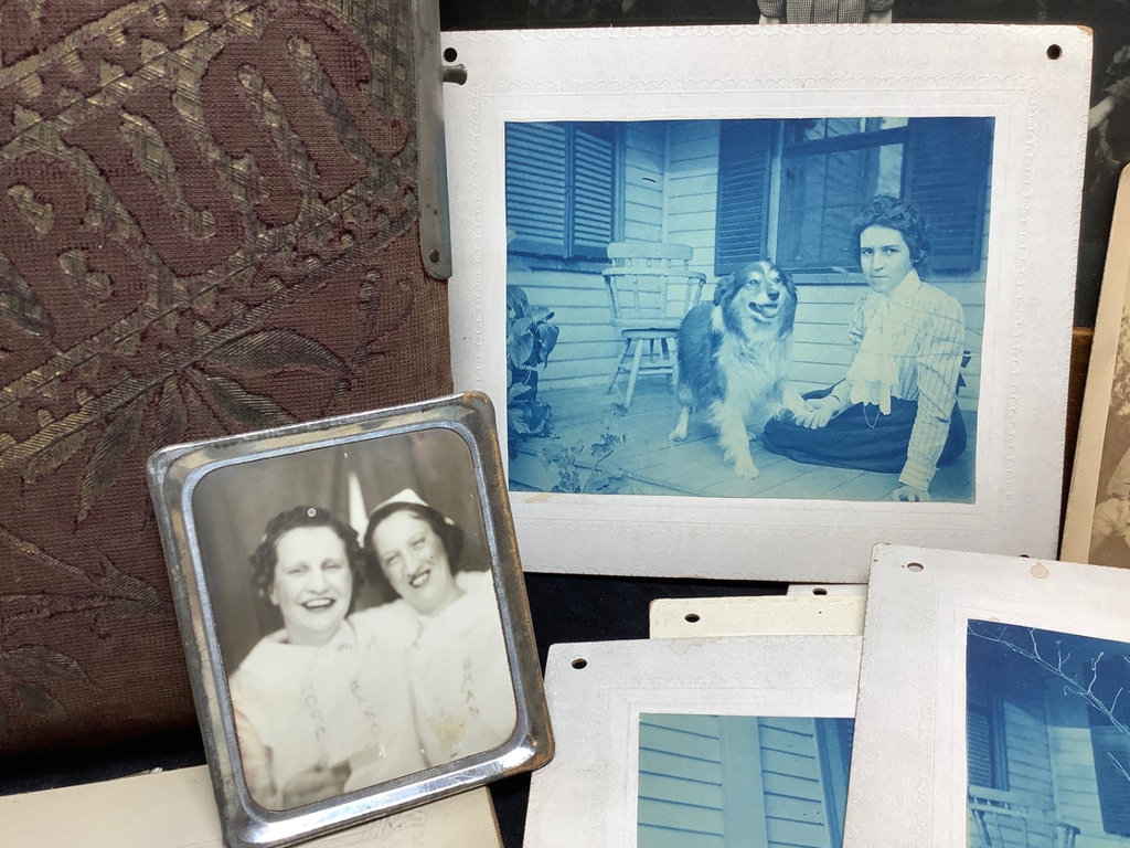 Antique Photos / Portraits - image 4 of 14