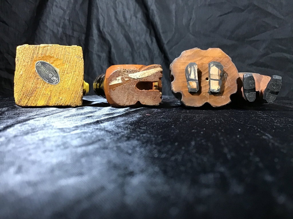 Hand Carved Curiosities - image 4 of 9