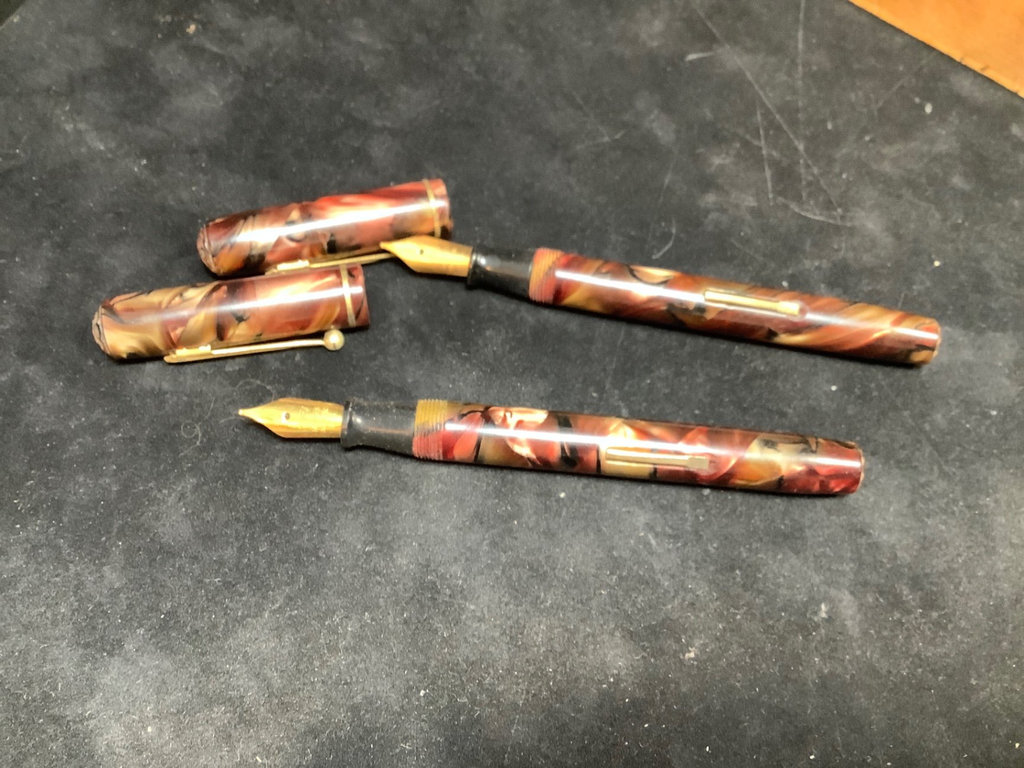 Vintage Fountain Pens - image 4 of 12