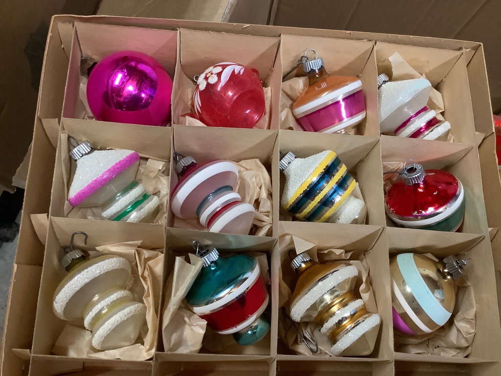 Vintage Christmas Ornaments - image 8 of 12