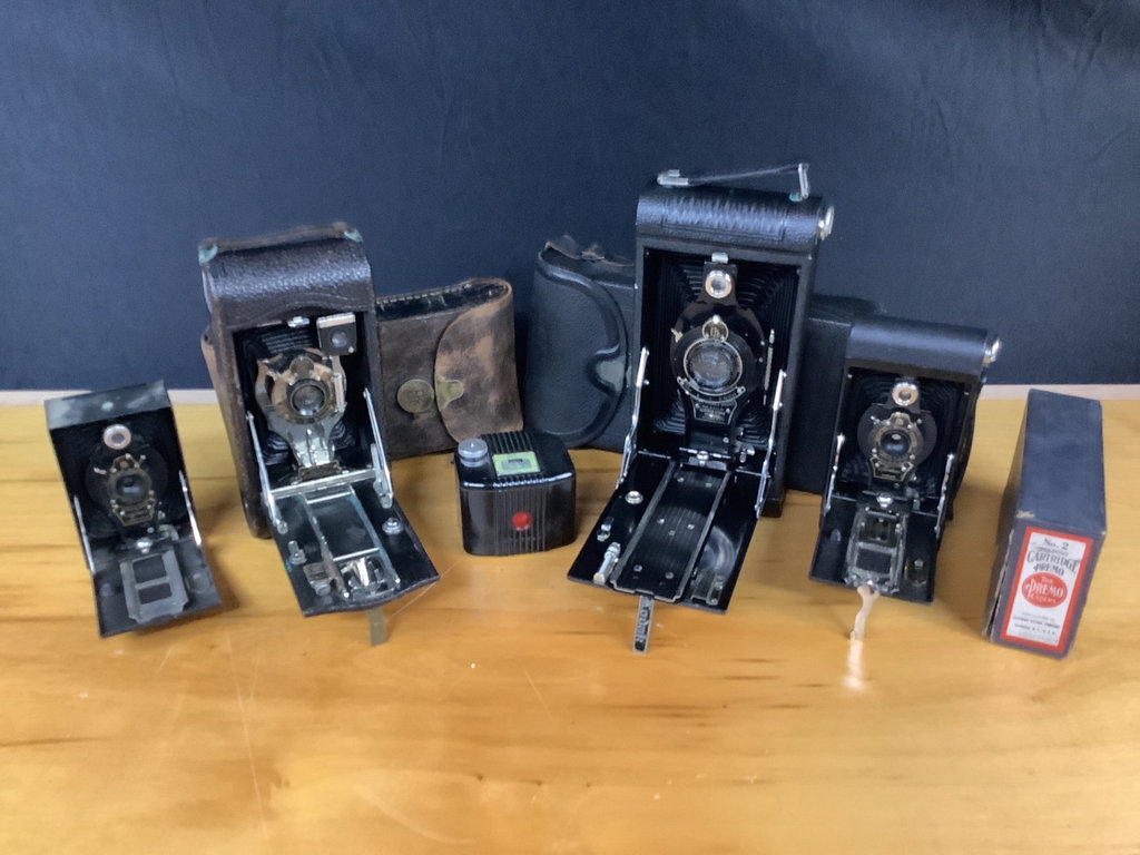 Kodak Pocket Cameras & Brownie - image 1 of 4