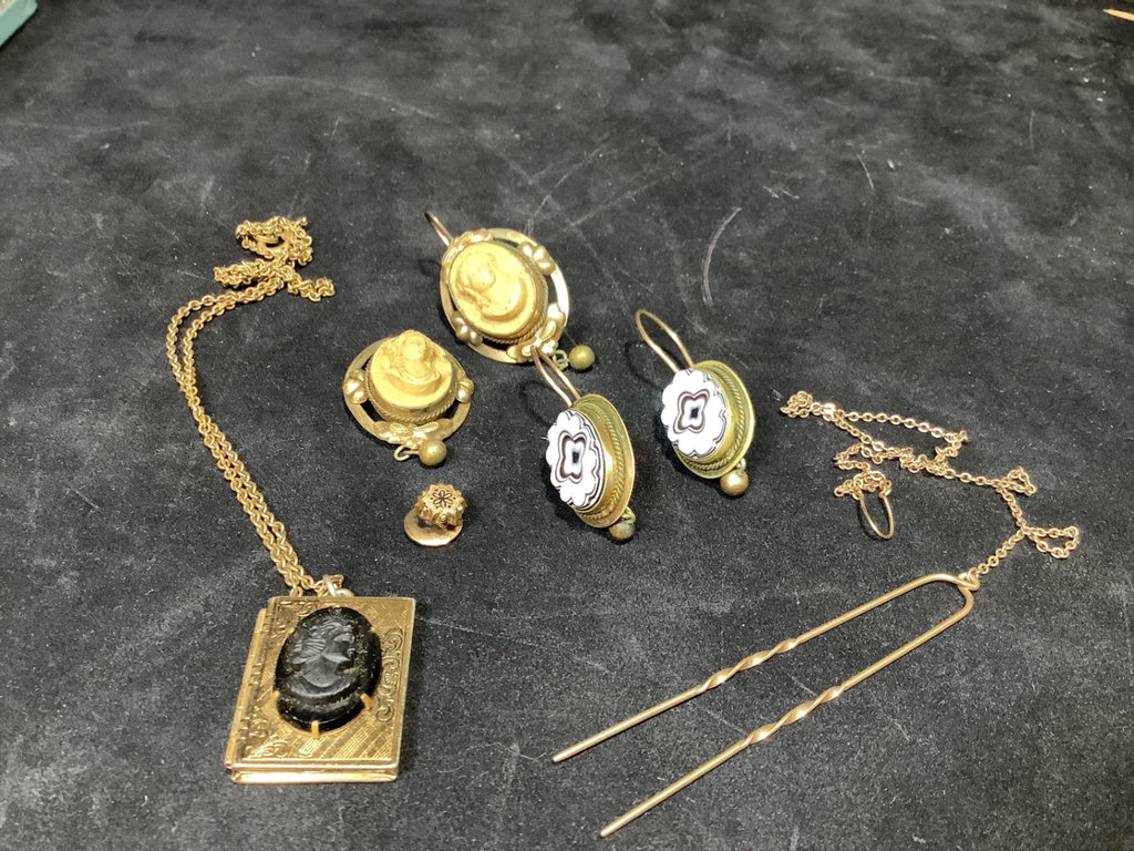 Antique Treasures Jewelry Box - image 7 of 18