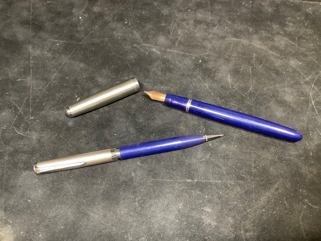 Vintage Parker Pens & Pointers - image 12 of 16