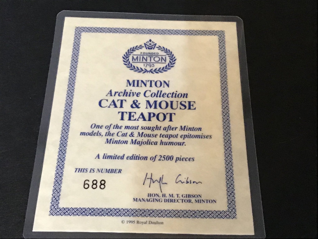 Royal Doulton / Minton Cat & Mouse Teapot - image 7 of 7
