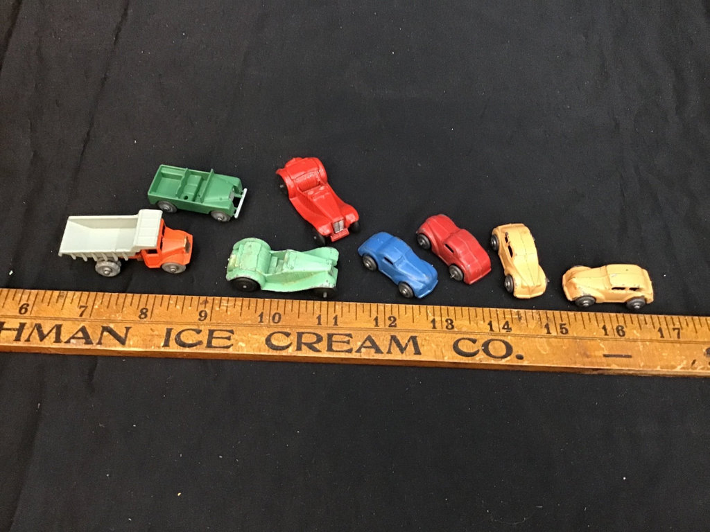 Vintage Toy Cars & Trucks - image 2 of 16