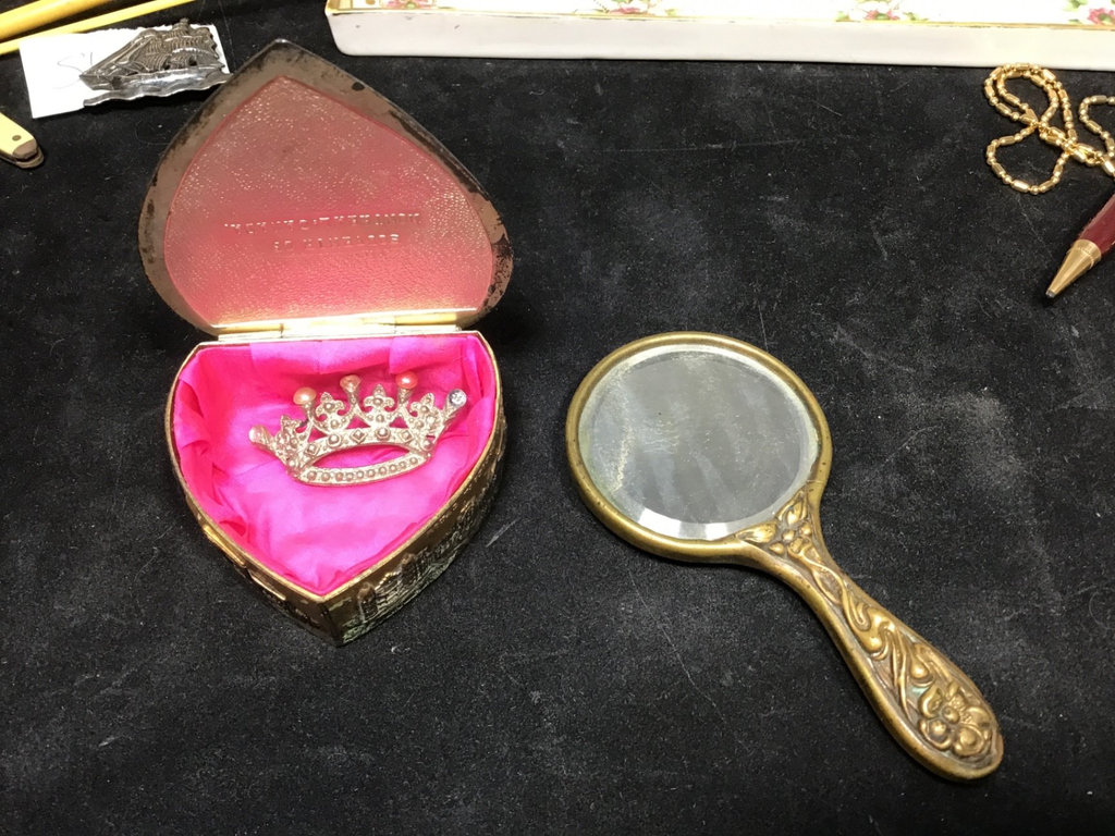 Great Grandmother’s Vanity - image 5 of 14
