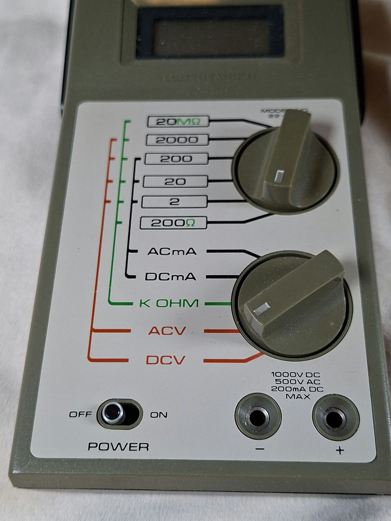 Micronta Digital Multimeter with Test Leads - image 4 of 4