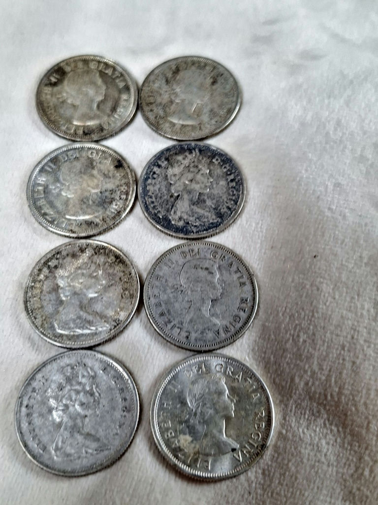 Collection of  Eight Canadian 25 Cent Coins, SILVER ($2 FACE VALUE) - image 5 of 7
