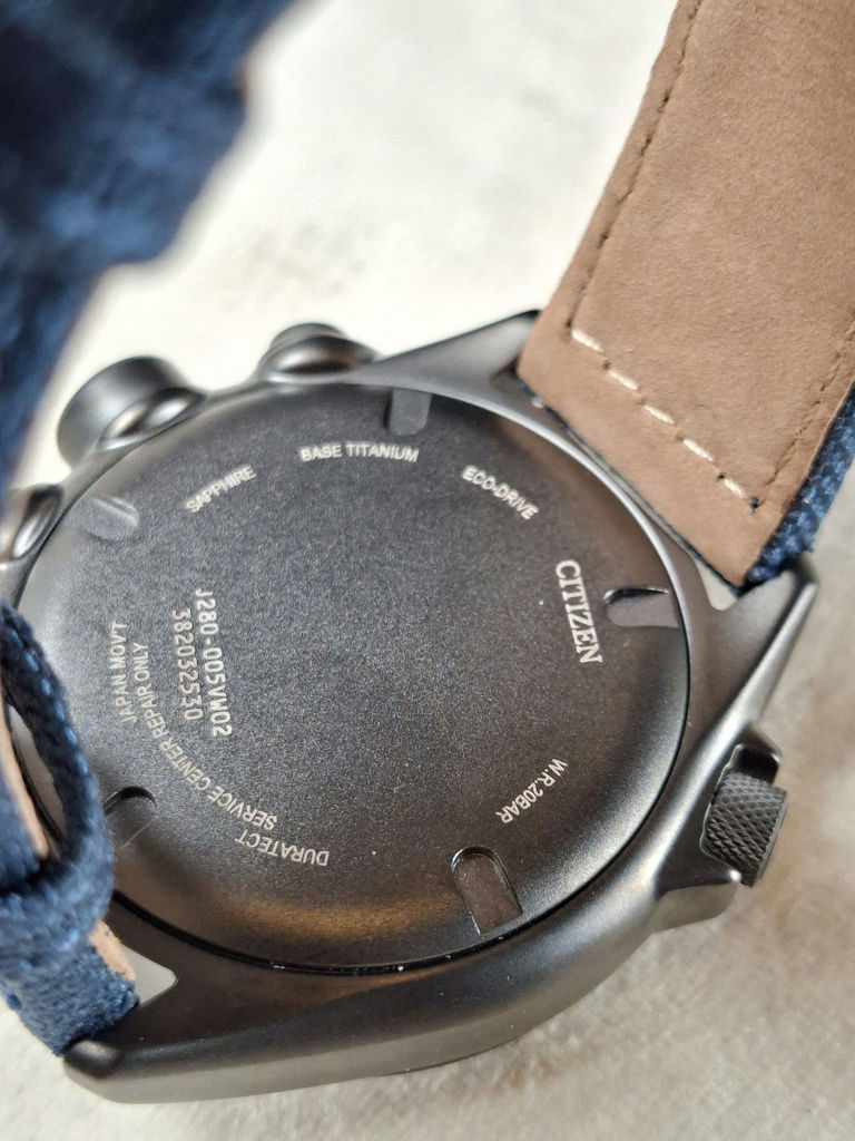 Citizen Promaster Altichron Eco-Drive Titanium Wristwatch BN4065-07L, Blue Dial, not Original Box - image 5 of 7