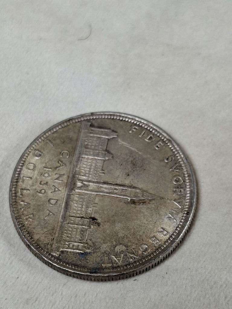 1939 CANADIAN SILVER DOLLAR, Scratches On Obverse - image 5 of 5