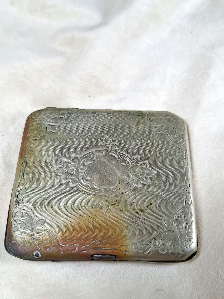 German SILVER 69 GRAMS, Engraved Compact Case, 80% Silver - image 3 of 5